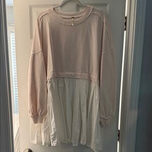 Free People Eleanor Sweatshirt with White Pleated Hem - NWOT Medium